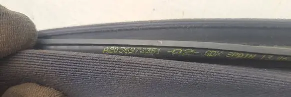 Mercedes-Benz C W203 Front door rubber seal A2036972351