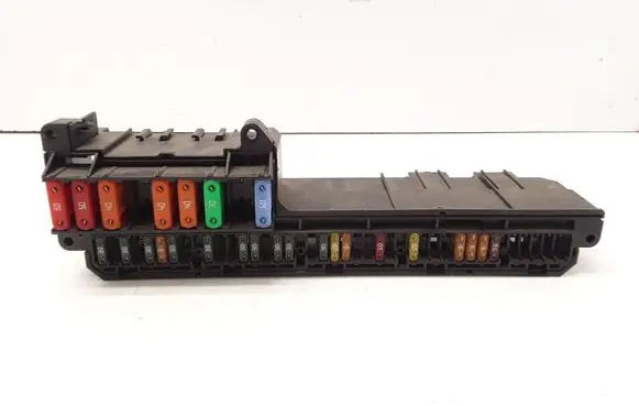 BMW 5 E60 E61 Fuse module 61146957330 6957330