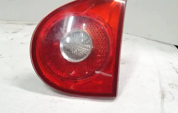 Volkswagen Golf V Tailgate rear/tail lights 1K6945108C