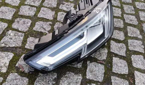 Audi A4 S4 B9 Headlight/headlamp 8W0941033