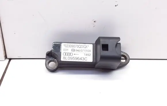 Audi A3 S3 8L Airbag deployment crash/impact sensor 8L0959643C 02309070QDGX