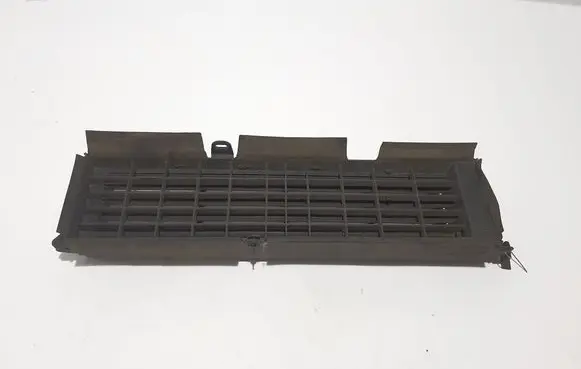 Nissan Qashqai Intercooler air channel guide 62322HV80B