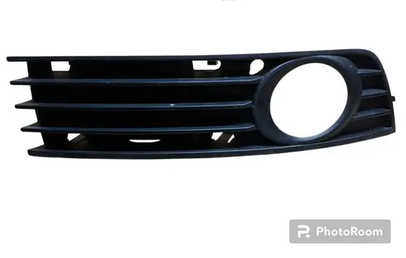 Audi A4 S4 B6 8E 8H Front bumper lower grill 8E0807682A