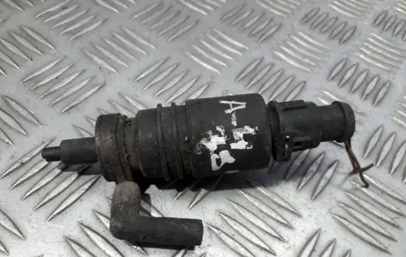 Audi A4 S4 B5 8D Windscreen/windshield washer pump