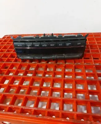 Mercedes-Benz E W212 Climate control unit A2128300385 5HB00935515 A2129007504