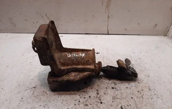 Ford Galaxy Spare wheel mounting bracket 