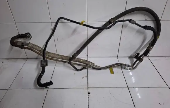Ford Mondeo MK IV Power steering hose/pipe/line 7G913A719 6g918a212