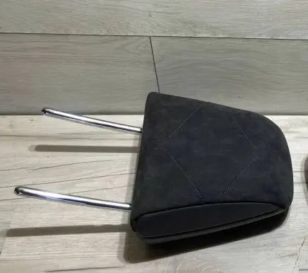 DS Automobiles 3 Crossback Front seat headrest 