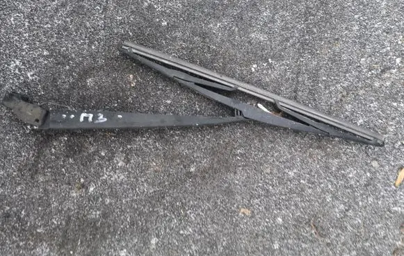 Mazda 3 II Rear wiper blade arm