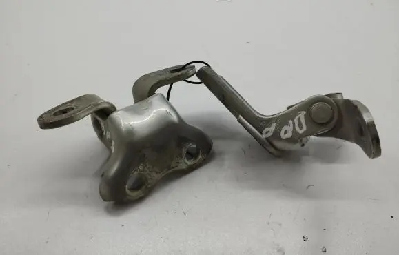 Toyota Corolla Verso AR10 Front door hinge set 