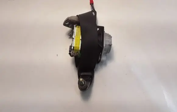 Mitsubishi Pajero Front seatbelt TKAF2EN283