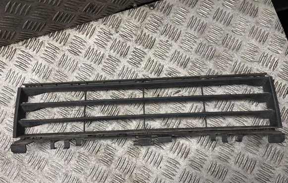 BMW 5 G30 G31 G38 Front bumper lower grill 51117385257