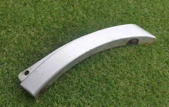 Toyota Picnic Side skirt front trim 7691844010