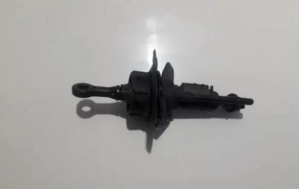 Clutch master cylinder