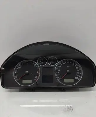 Volkswagen Sharan Speedometer (instrument cluster) 7M3920820F YM2110849 3020259