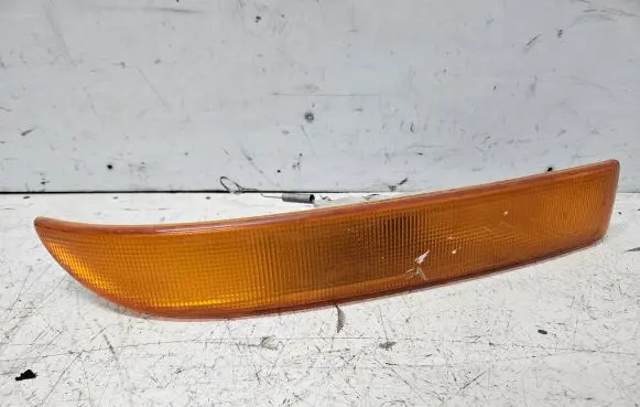 Renault Master II Front indicator light 7700353947 38222999