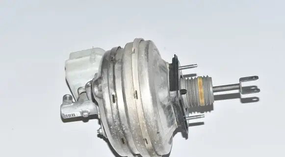 BMW 5 F10 F11 Brake booster 6796726 34336792956