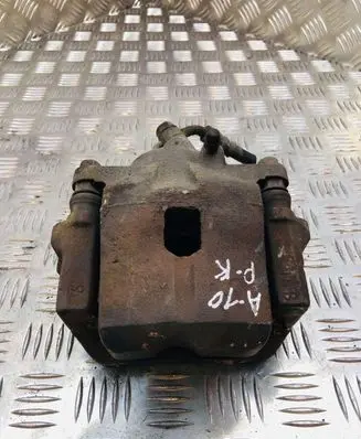 Toyota RAV 4 (XA20) Front brake caliper