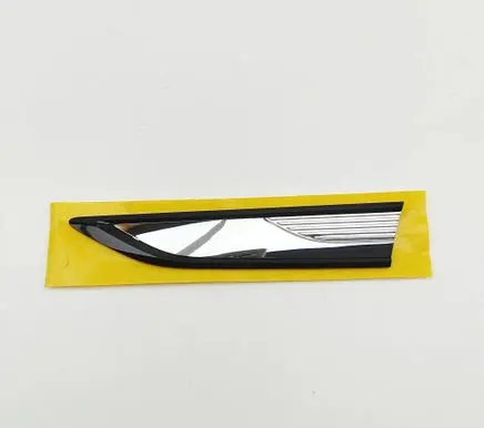 Volkswagen Tiguan Fender model badge letters 5NA853688H 5NA853688HDP