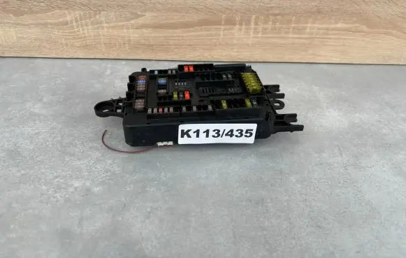 BMW 1 F20 F21 Fuse box set 9261111