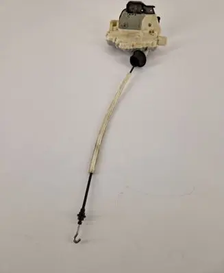 Audi A6 S6 C6 4F Front door lock 