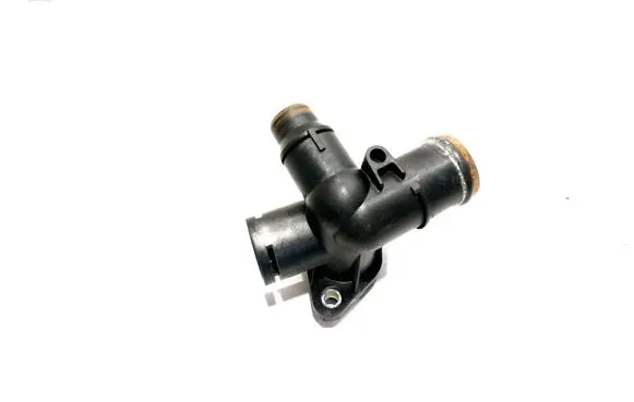Audi A4 S4 B7 8E 8H Engine coolant pipe/hose 06D121133A