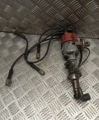 Skoda Favorit (781) Spark distributor 