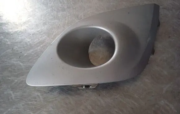 Renault Scenic III - Grand scenic III Front fog light trim/grill 261570001R