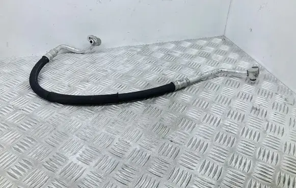 Volkswagen Tiguan Air conditioning (A/C) pipe/hose 5N0820721G