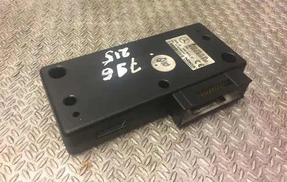Mercedes-Benz S W220 Phone control unit/module A2038203226 2038203226