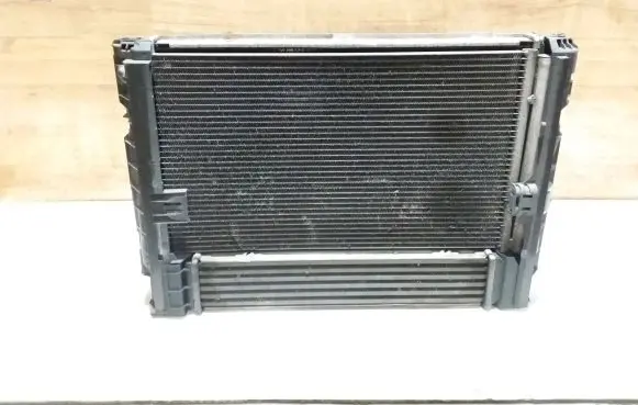 BMW 1 E81 E87 Radiator set 6968743 7524912 7524914