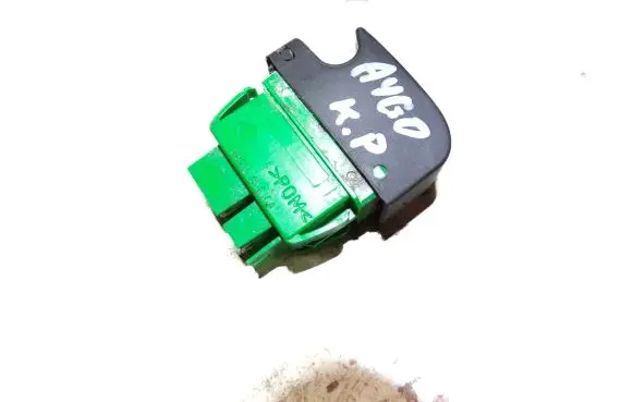 Toyota Aygo AB10 Electric window control switch