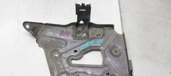 Honda CR-V Battery tray 