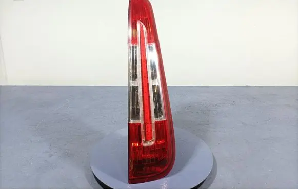 Ford Grand C-MAX Rear/tail lights 2SK009504