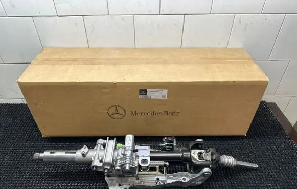 Steering wheel axle set