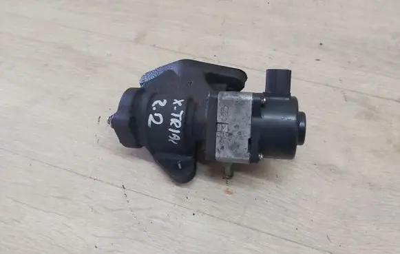 Nissan X-Trail T30 EGR thermostat 