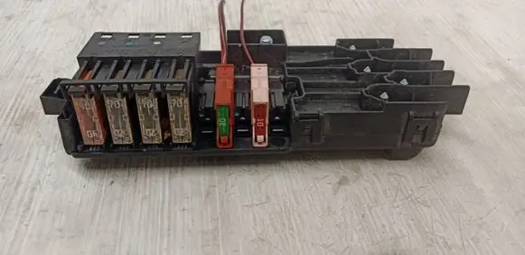 Mercedes-Benz ML W164 Fuse module 2115452601