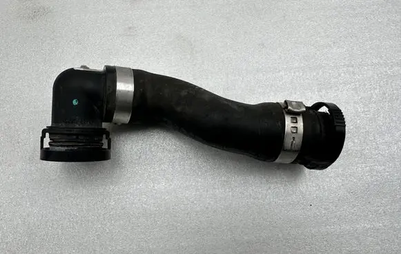 Audi A8 S8 D4 4H Breather hose/pipe 4H0133889L 4H0133889