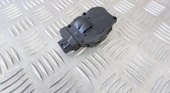 A/C air flow flap actuator/motor