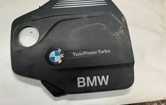BMW 4 F36 Gran coupe Engine cover (trim) 8514202