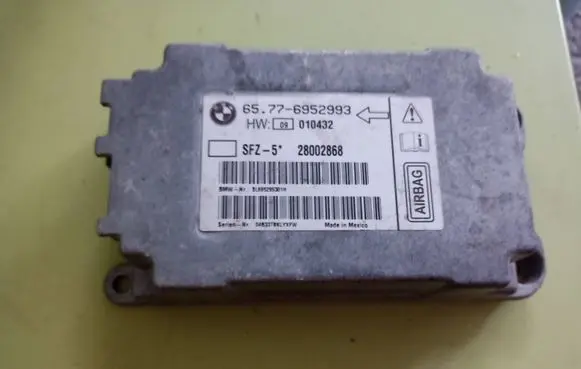 BMW 5 E60 E61 Airbag control unit/module 6952993