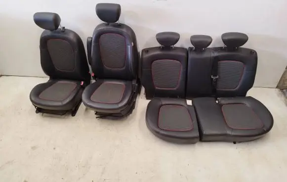 Hyundai i20 (PB PBT) Seat set 