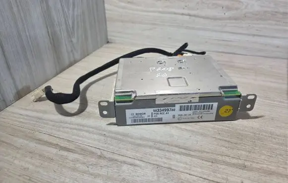 Peugeot 208 II Radio/CD/DVD/GPS head unit 9833499780 7503900286
