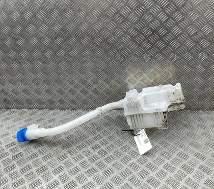 Volkswagen Multivan T7 Windshield washer fluid reservoir/tank 7T0955453A 7T0955449A