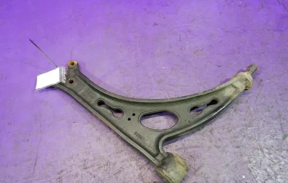 Volkswagen Touran I Front control arm 1K0407153G