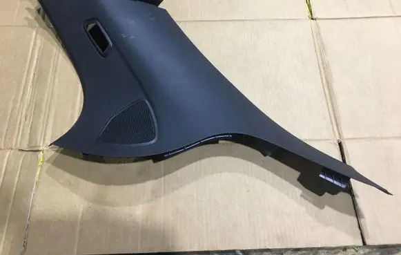 Mercedes-Benz GLC X253 C253 (D)pillar trim (top) A2536902025 A2536902425