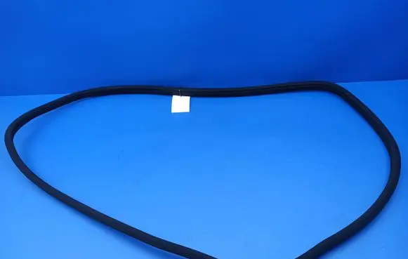 Mercedes-Benz C W204 Rear door rubber seal (on body) 
