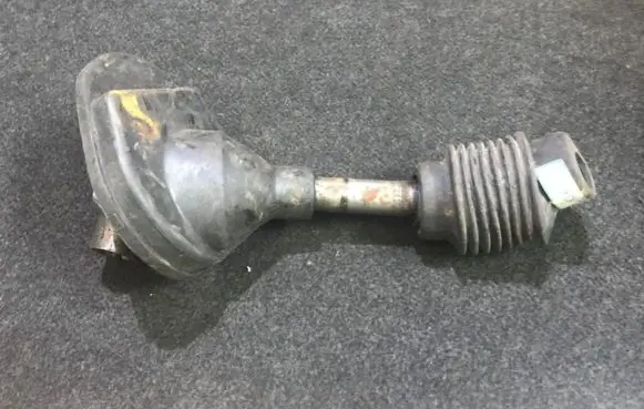 Mazda 626 Steering column universal joint