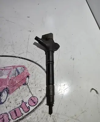 Toyota RAV 4 (XA40) Fuel injector 236700r090