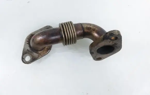Volkswagen Golf Plus EGR valve line/pipe/hose 03G131521T